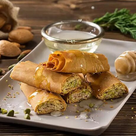 Bademi i pistacije u tijestu