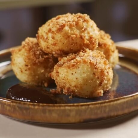 Knedle od griza i svježeg sira